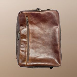 BOCONI Slim Expandable City Backpack
